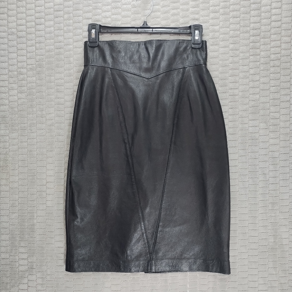 Tannery West Black Genuine Leather Knee Length Pencil Skirt-Panel Details-Sz 6